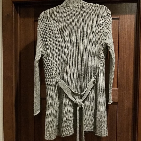 Grey sweater with gold detail size small - Picture 2 of 4